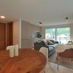 Britannia アパート サース フェー